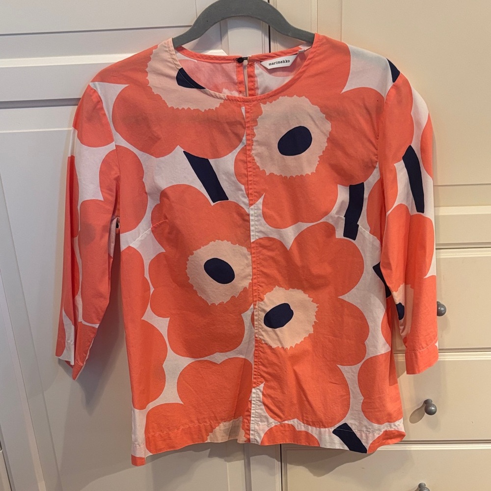 Marimekko Coral and Navy Unikko Floral Button-Back Top